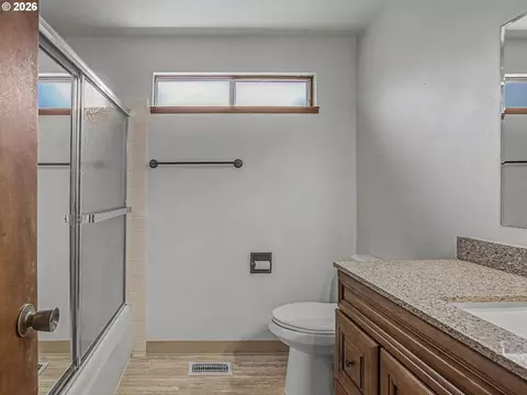 3550 SW 2nd St, Gresham, OR 97030 photo 23