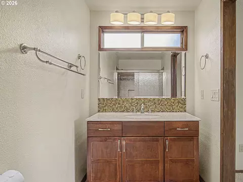 3550 SW 2nd St, Gresham, OR 97030 photo 32