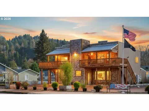 1601 E Main St, Cottage Grove, OR 97424