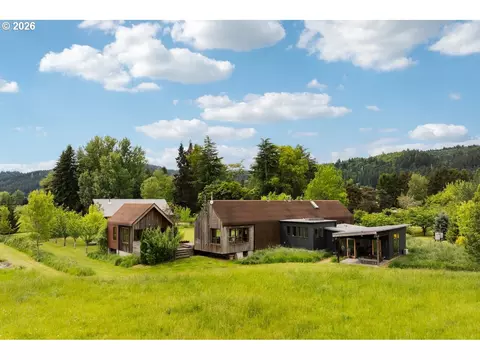 14765 NW Gillihan Rd, Portland, OR 97231