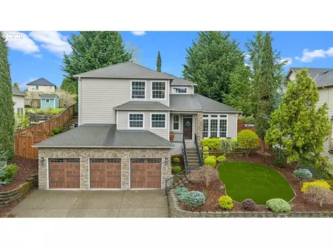 6338 SE Dunbar Dr, Portland, OR 97236