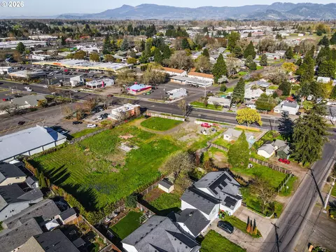 1920 River Rd, Eugene, OR 97404 photo 23