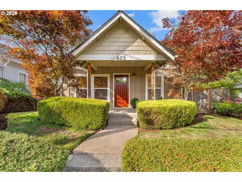 425 Roosevelt St, Oregon City, OR 97045