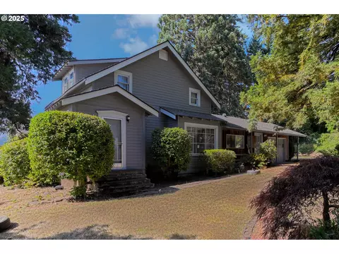 690 Tulip Ln, Salem, OR 97304