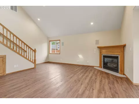 Living - 1905 N Westlake Loop, Newberg, OR 97132 photo 3 of 5