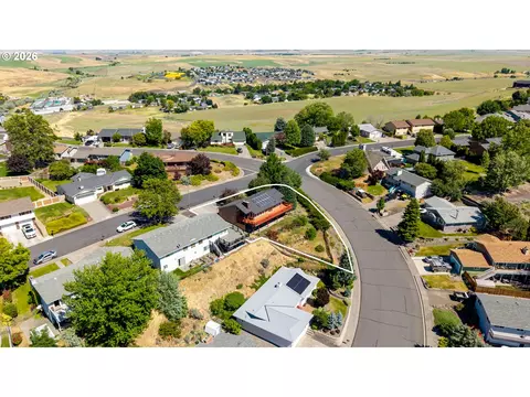 View/Area - 1435 SW 18th St, Pendleton, OR 97801 photo 3 of 3