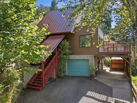 Exterior - 3540 Onyx St, Eugene, OR 97405 photo 2 of 19