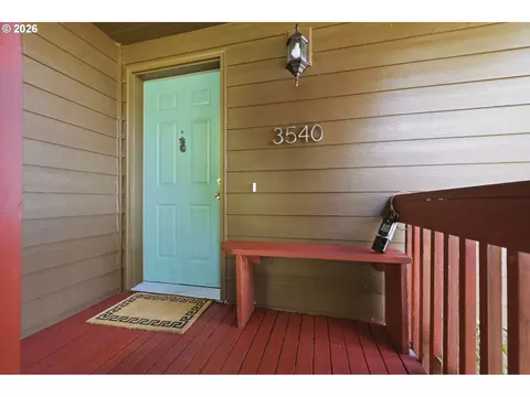 Exterior - 3540 Onyx St, Eugene, OR 97405 photo 3 of 19
