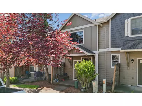 Exterior - 38508 Galway St, Sandy, OR 97055 photo 3 of 3