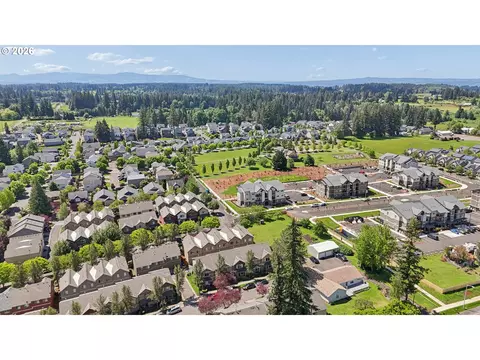 View/Area - 38508 Galway St, Sandy, OR 97055 photo 1 of 2
