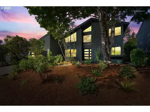 6613 SW 88th Ave, Portland, OR 97223