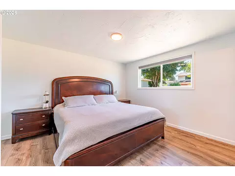 2410 Gilham Rd, Eugene, OR 97408 photo 15