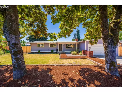 2410 Gilham Rd, Eugene, OR 97408 photo 4