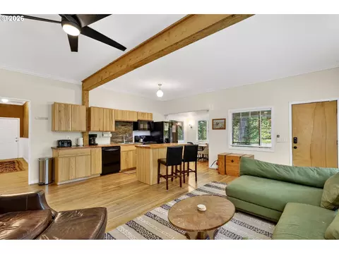Kitchen - 69458 E Vine Maple Dr, Rhododendron, OR 97049 photo 1 of 3