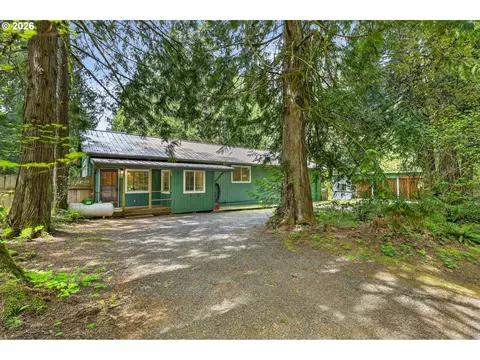 Exterior - 69458 E Vine Maple Dr, Rhododendron, OR 97049 photo 2 of 16