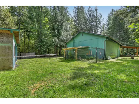 Exterior - 69458 E Vine Maple Dr, Rhododendron, OR 97049 photo 7 of 16