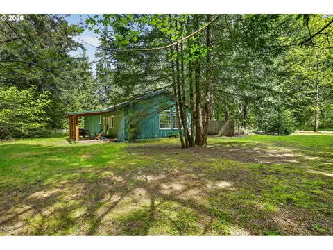 Exterior - 69458 E Vine Maple Dr, Rhododendron, OR 97049 photo 13 of 16