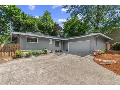 2211 SW Marigold St, Portland, OR 97219