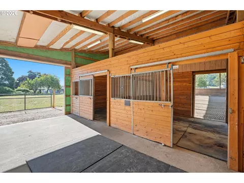 21675 SE Bohna Park Rd, Damascus, OR 97089 photo 40