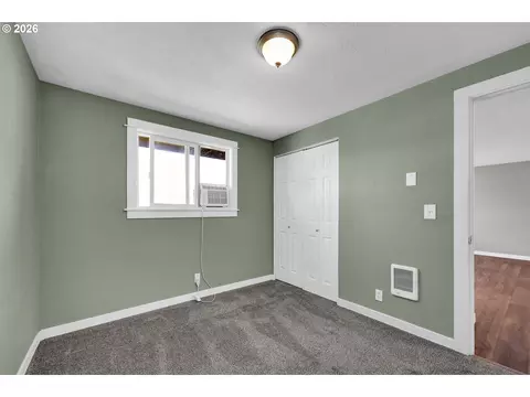 326 38th Pl, Springfield, OR 97478 photo 23