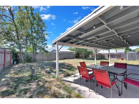 326 38th Pl, Springfield, OR 97478 photo 34