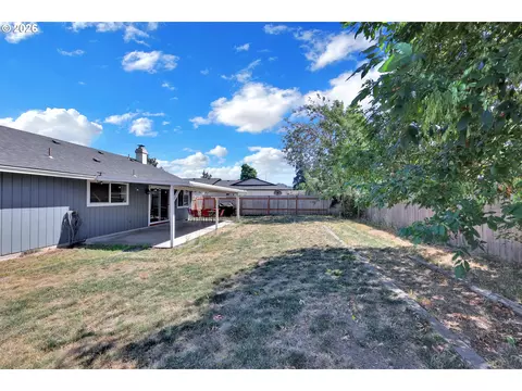326 38th Pl, Springfield, OR 97478 photo 38
