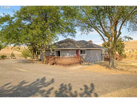 73000 Gordon Ridge Rd, Wasco, OR 97065