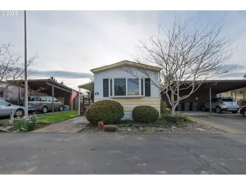 1501 SW Baker St #15, Mcminnville, OR 97128