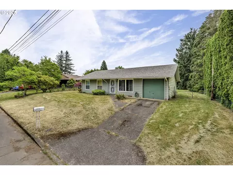 18512 SE Mill St, Portland, OR 97233