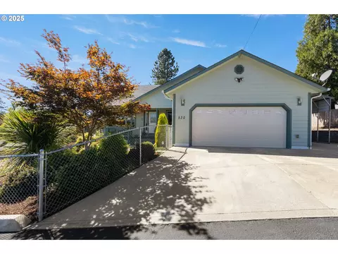 530 Tanglewood St, Sutherlin, OR 97479