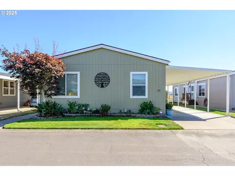 4155 NE Three Mile Ln #54, Mcminnville, OR 97128