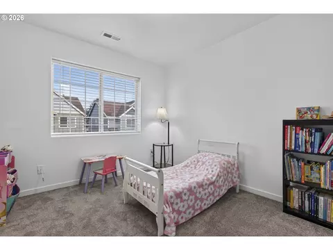 Bedroom - 871 N 20th Way, Cornelius, OR 97113 photo 1 of 4