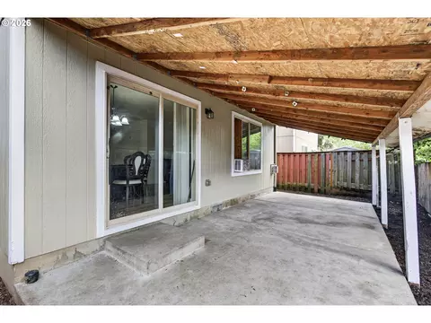 Exterior - 871 N 20th Way, Cornelius, OR 97113 photo 4 of 8