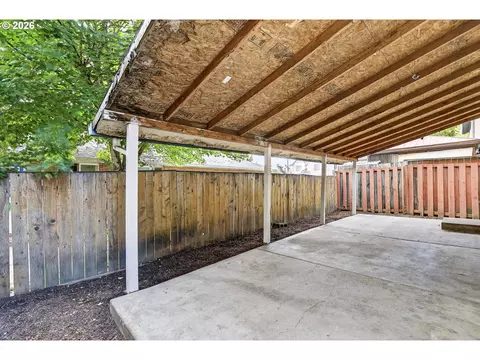 Exterior - 871 N 20th Way, Cornelius, OR 97113 photo 8 of 8