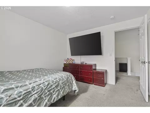 Bedroom - 871 N 20th Way, Cornelius, OR 97113 photo 3 of 4