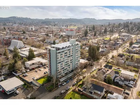 1313 Lincoln St #308, Eugene, OR 97401