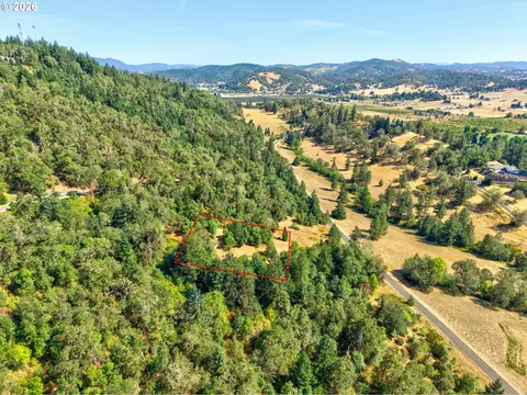 0 Serene Ln #LOT 6, Roseburg, OR 97471