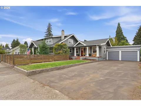Exterior - 3249 3rd St, Hubbard, OR 97032 photo 3 of 11