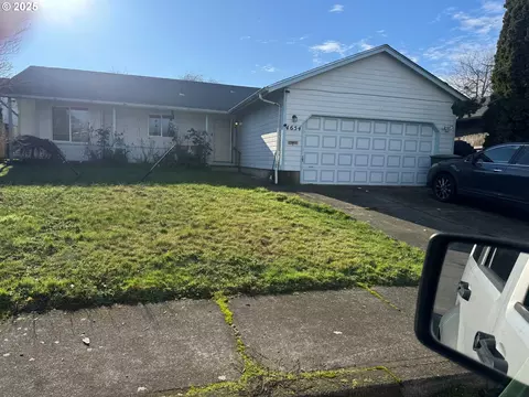4654 SE Red Cherry Ct, Salem, OR 97317