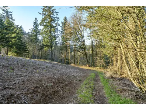 0 NE Quarry Rd, Newberg, OR 97132