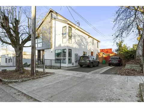7360 N Atlantic Ave #4, Portland, OR 97217