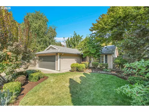 8954 SE 43rd Ave, Milwaukie, OR 97222