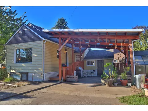 1423 Front Ave NE, Albany, OR 97321