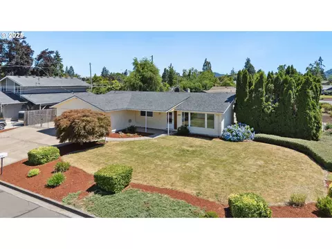 1603 Delrose Ave, Springfield, OR 97477