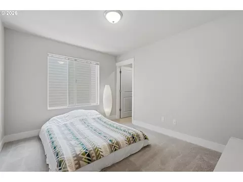 Bedroom - 41470 Metolius Ave, Sandy, OR 97055 photo 1 of 7