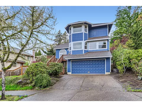 4939 Hampton Ct, Lake Oswego, OR 97035