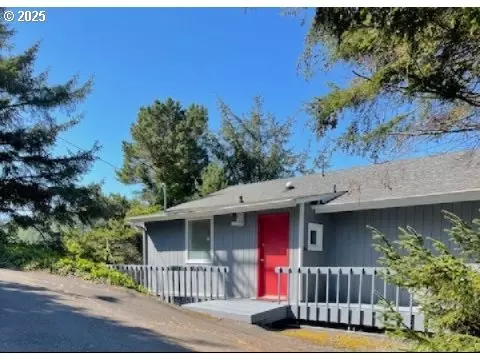 1135 SW Fleet Ave, Lincoln City, OR 97367