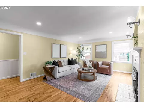 Living - 1929 NE Adams St, Camas, WA 98607 photo 4 of 4