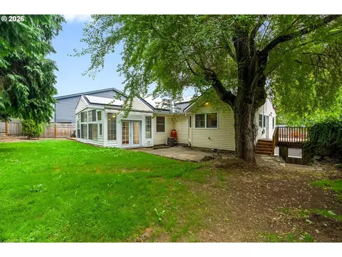 Exterior - 1929 NE Adams St, Camas, WA 98607 photo 1 of 5