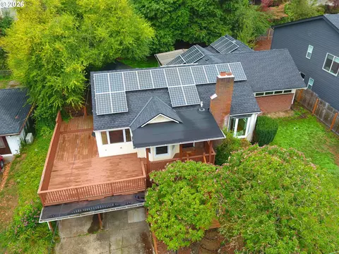 View/Area - 1929 NE Adams St, Camas, WA 98607 photo 3 of 3
